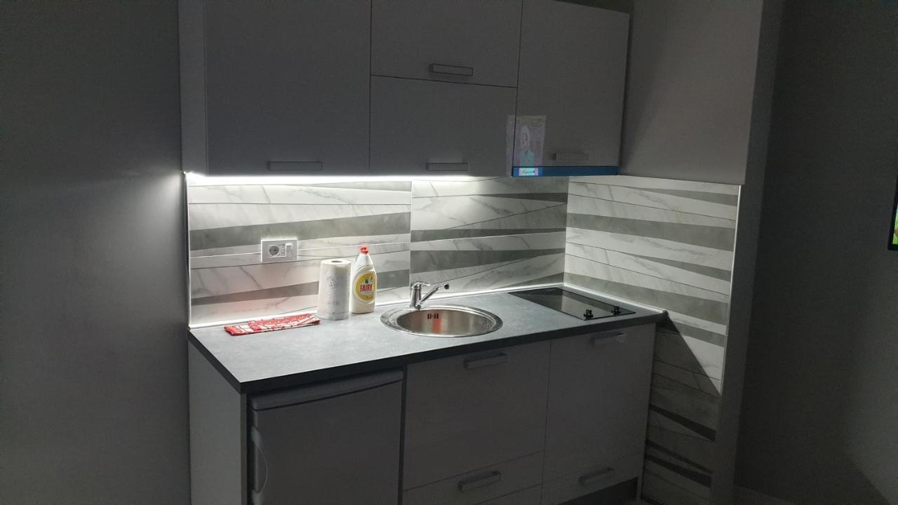 Apartment Sweet Dreams 3 *